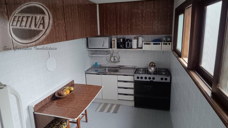Imagem Casa com 3 Quartos à Venda, 309 m² em Jardim Social - Curitiba