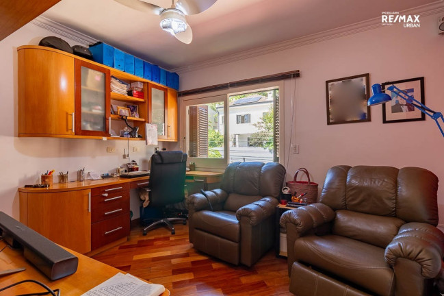 Imagem Casa com 4 Quartos à Venda, 348 m² em Sumaré - São Paulo Imagem Casa com 4 Quartos à Venda, 348 m² em Sumaré - São Paulo