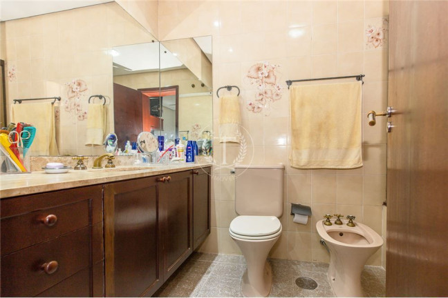 Imagem Apartamento com 3 Quartos à Venda, 147 m² em Vila Suzana - São Paulo
