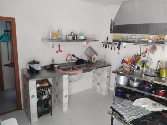 Imagem Imóvel com 4 Quartos à Venda, em Glória - Porto Alegre Imagem Imóvel com 4 Quartos à Venda, em Glória - Porto Alegre