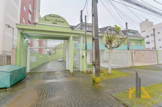 Imagem Sobrado com 3 Quartos à Venda, 134 m² em Fanny - Curitiba