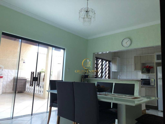 Imagem Casa com 4 Quartos à Venda, 235 m² em Villa Branca - Jacareí Imagem Casa com 4 Quartos à Venda, 235 m² em Villa Branca - Jacareí