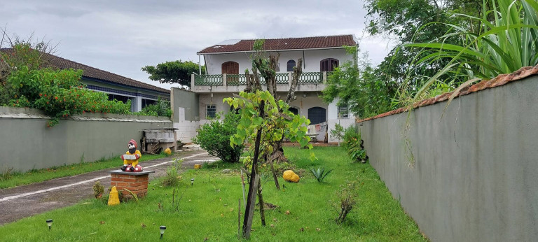 Casa com 3 Quartos à Venda, 327 m² em Florida Mirim - Mongaguá