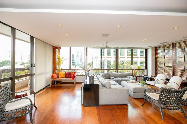 Imagem Apartamento com 3 Quartos à Venda, 225 m² em Itaim Bibi - São Paulo Imagem Apartamento com 3 Quartos à Venda, 225 m² em Itaim Bibi - São Paulo