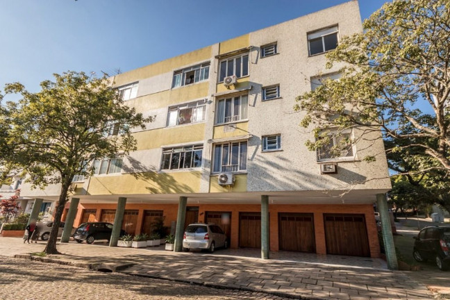 Apartamento com 2 Quartos à Venda, 6.800 m² em São João - Porto Alegre