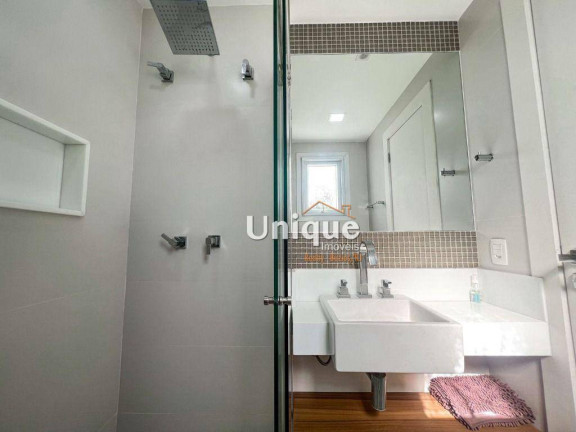 Imagem Casa com 4 Quartos à Venda, 130 m² em Centro - Armação Dos Búzios