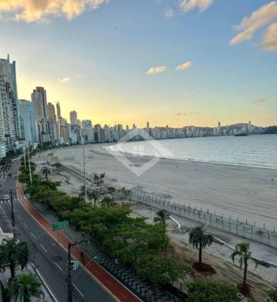 Imagem Apartamento com 3 Quartos à Venda, 230 m² em Copacabana - Rio De Janeiro Imagem Apartamento com 3 Quartos à Venda, 230 m² em Copacabana - Rio De Janeiro