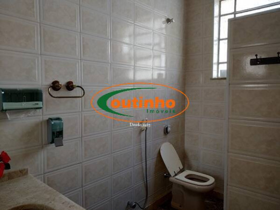 Imagem Casa com 6 Quartos à Venda, 356 m² em Grajaú - Rio De Janeiro Imagem Casa com 6 Quartos à Venda, 356 m² em Grajaú - Rio De Janeiro