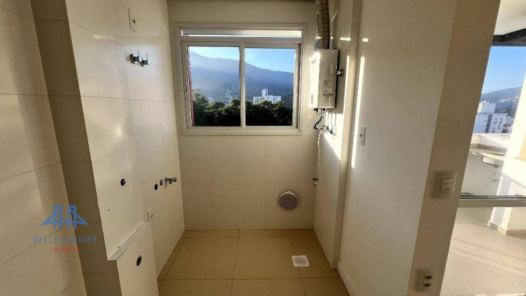 Imagem Apartamento com 2 Quartos à Venda, 74 m² em Itacorubi - Florianópolis