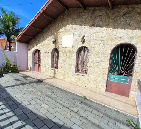 Imagem Casa com 3 Quartos à Venda, 283 m² em Três Marias - Peruíbe Imagem Casa com 3 Quartos à Venda, 283 m² em Três Marias - Peruíbe