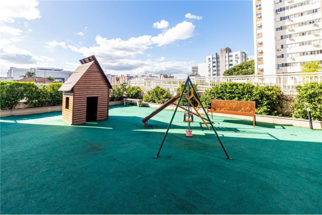 Imagem Imóvel com 2 Quartos à Venda, em Passo Da Areia - Porto Alegre Imagem Imóvel com 2 Quartos à Venda, em Passo Da Areia - Porto Alegre
