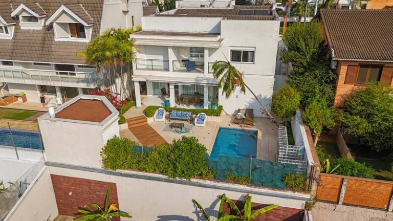 Imagem Casa com 4 Quartos à Venda, 525 m² em Alphaville Residencial Dois - Barueri Imagem Casa com 4 Quartos à Venda, 525 m² em Alphaville Residencial Dois - Barueri