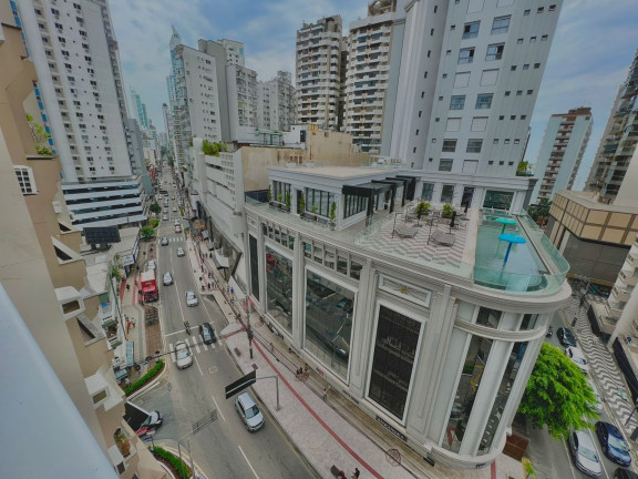Imagem Apartamento com 3 Quartos à Venda, 158 m² em Centro - Balneário Camboriú Imagem Apartamento com 3 Quartos à Venda, 158 m² em Centro - Balneário Camboriú