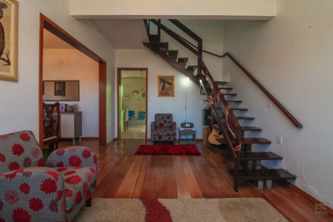 Imagem Casa com 3 Quartos à Venda, 216 m² em Vila Nova - Porto Alegre