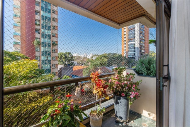 Imagem Apartamento com 3 Quartos à Venda, 200 m² em Moema - São Paulo