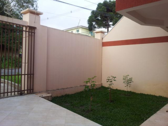 Imagem Sobrado com 3 Quartos à Venda, 180 m² em Santa Candida - Curitiba