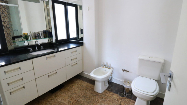 Imagem Apartamento com 2 Quartos à Venda, 184 m² em Pinheiros - São Paulo Imagem Apartamento com 2 Quartos à Venda, 184 m² em Pinheiros - São Paulo