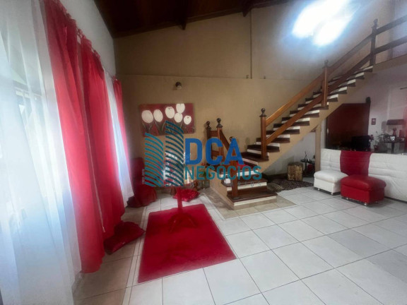 Imagem Casa com 5 Quartos à Venda, 400 m² em Parque São Luís - Taubaté Imagem Casa com 5 Quartos à Venda, 400 m² em Parque São Luís - Taubaté