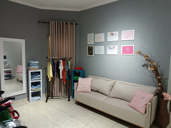 Imagem Casa com 4 Quartos à Venda, 280 m² em Jardim Karolyne - Votorantim