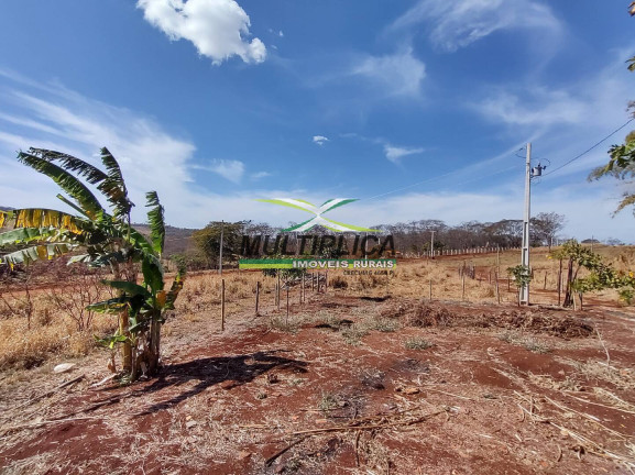 Imagem Chácara à Venda, 2 m² em Centro - Uberlândia Imagem Chácara à Venda, 2 m² em Centro - Uberlândia