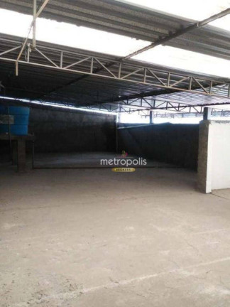 Galpão à Venda, 650 m² em Utinga - Santo André