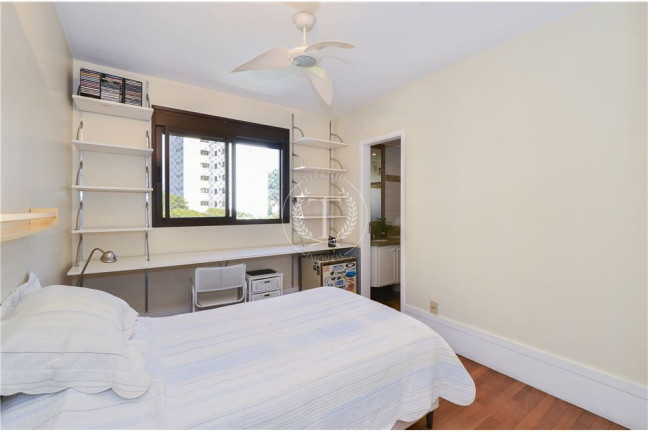 Imagem Apartamento com 4 Quartos à Venda, 210 m² em Real Parque - São Paulo