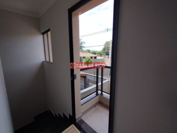 Imagem Sobrado com 3 Quartos à Venda, 95 m² em Jardim Portal Dos Pioneiros - Londrina