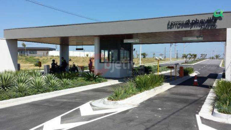 Terreno em Condomínio à Venda, 360 m² em Peró - Cabo Frio