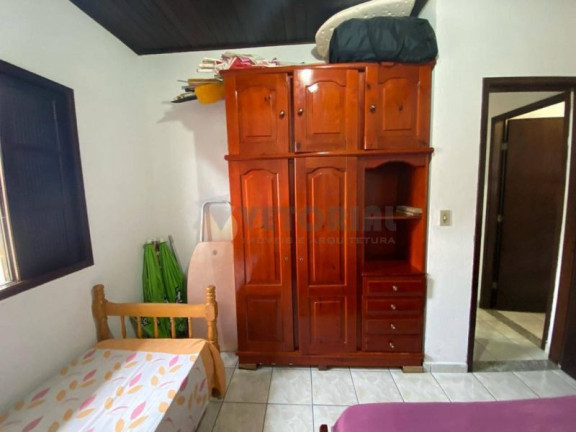 Imagem Casa com 2 Quartos à Venda, 65 m²