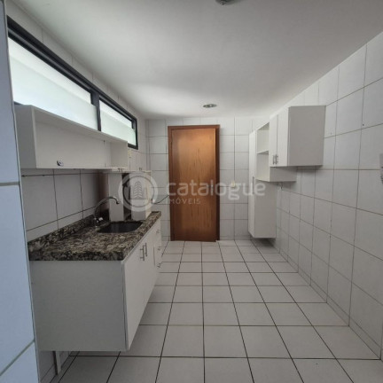 Apartamento com 3 Quartos para Alugar, 92 m² em Ponta Negra - Natal