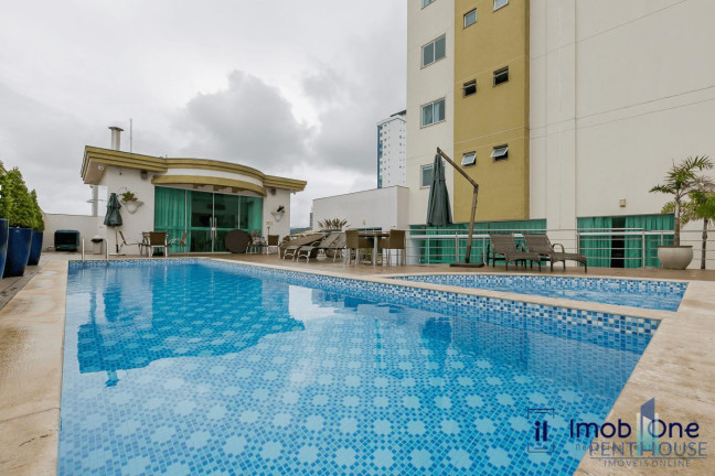 Imagem Apartamento com 3 Quartos à Venda, 118 m² em Centro - Balneário Camboriú Imagem Apartamento com 3 Quartos à Venda, 118 m² em Centro - Balneário Camboriú