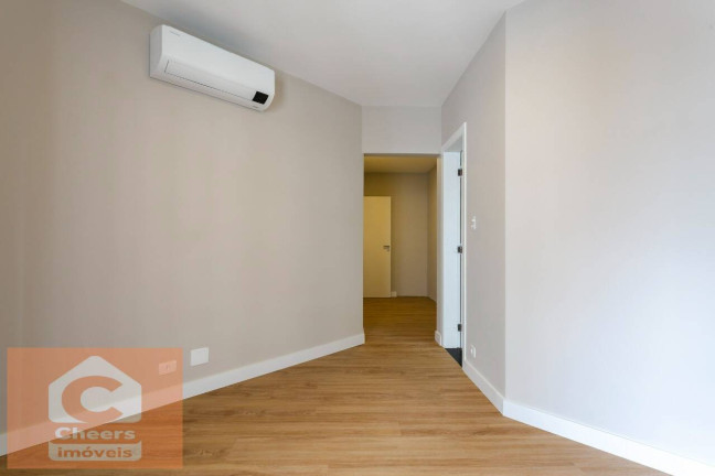 Foto do imóvel Apartamento com 3 Quartos à Venda, 125 m² em Moema - São Paulo