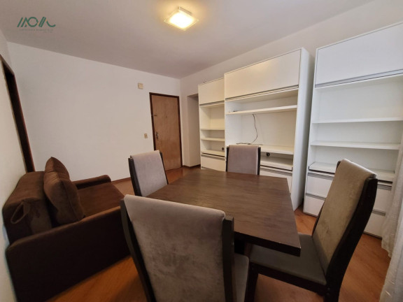 Imóvel com 1 Quarto para Alugar, 50 m² em Centro - Curitiba