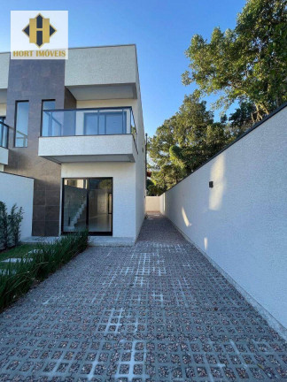 Sobrado com 2 Quartos à Venda, 90 m² em Morrinhos - Bombinhas