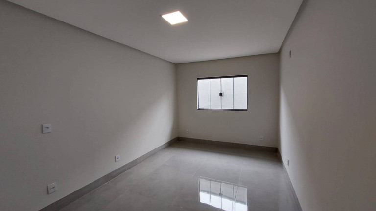 Imagem Casa com 3 Quartos à Venda, 394 m² em Setor Leste Universitário - Goiânia Imagem Casa com 3 Quartos à Venda, 394 m² em Setor Leste Universitário - Goiânia