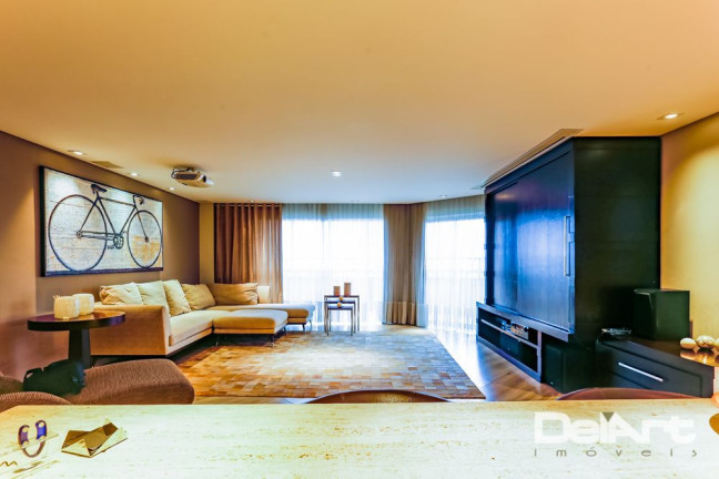 Imagem Apartamento com 4 Quartos à Venda, 247 m² em água Verde - Curitiba