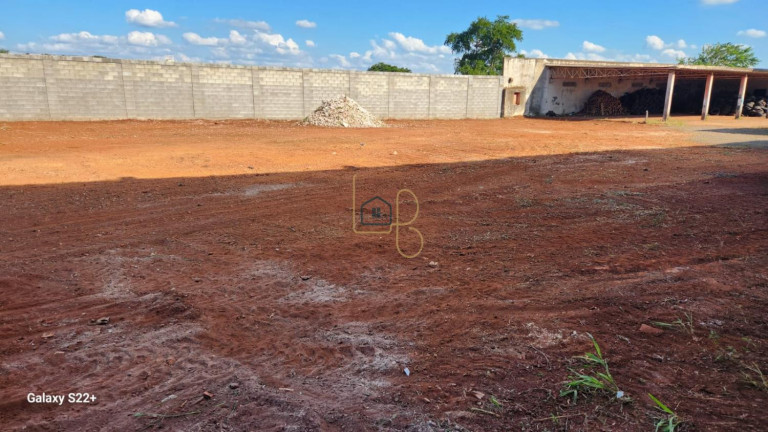 Imagem Galpão à Venda, 2.700 m² em Jardim Tarobá - Cambé