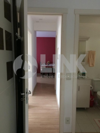 Imagem Apartamento com 3 Quartos à Venda, 65 m² em Santo Antônio - Porto Alegre Imagem Apartamento com 3 Quartos à Venda, 65 m² em Santo Antônio - Porto Alegre