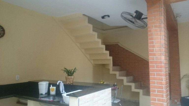 Imagem Casa com 3 Quartos à Venda, 254 m² em Vila Passos - Lorena