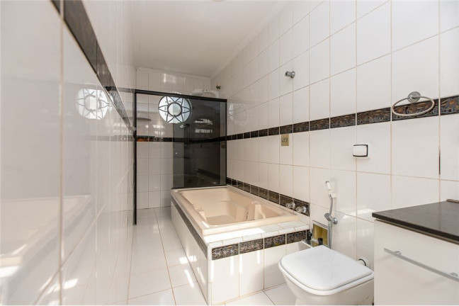 Imagem Casa com 2 Quartos à Venda, 136 m² em Jardim Aeroporto - São Paulo