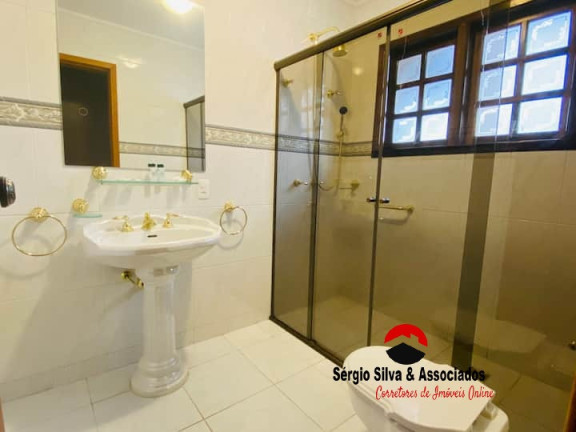 Imagem Casa com 3 Quartos à Venda, 1.000 m² em Campos Do Jordão Imagem Casa com 3 Quartos à Venda, 1.000 m² em Campos Do Jordão