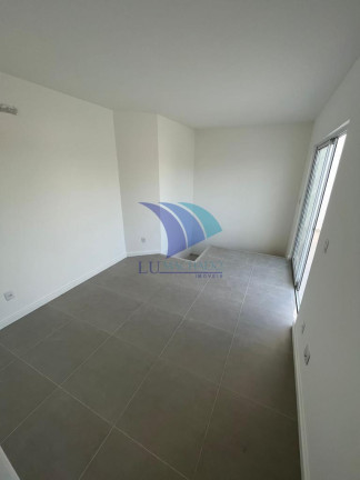 Imagem Apartamento com 3 Quartos à Venda, 132 m² em Palmeiras - Cabo Frio