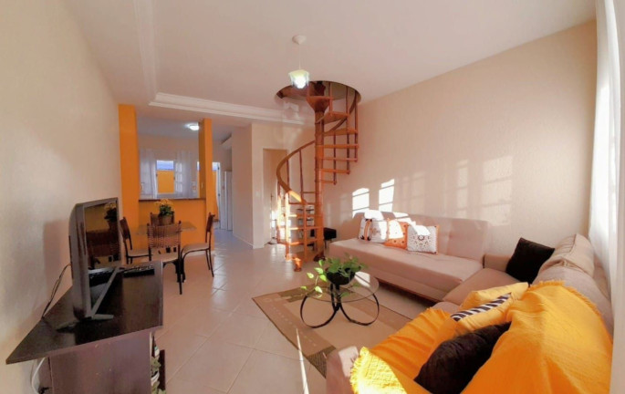Casa com 2 Quartos à Venda, 69 m² em Albuquerque - Teresópolis