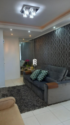 Imagem Apartamento com 2 Quartos à Venda, 72 m² em Centro - Santa Maria