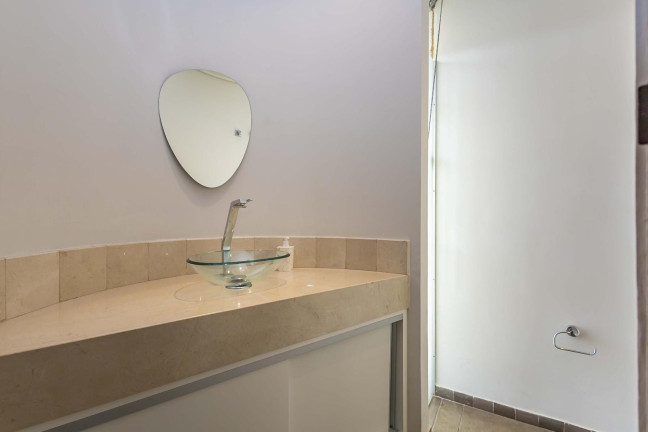 Imagem Casa com 4 Quartos à Venda, 343 m² em Ahú - Curitiba
