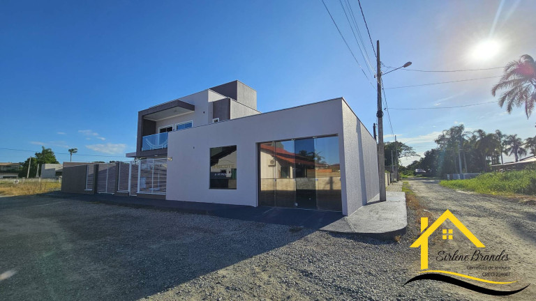 Imagem Casa com 2 Quartos à Venda, 312 m² em Costeira - Balneário Barra Do Sul Imagem Casa com 2 Quartos à Venda, 312 m² em Costeira - Balneário Barra Do Sul