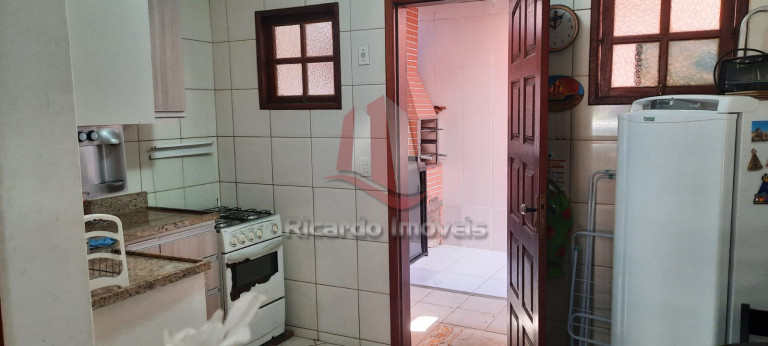 Imagem Casa de Condomínio com 2 Quartos à Venda, 100 m² em Ogiva - Cabo Frio