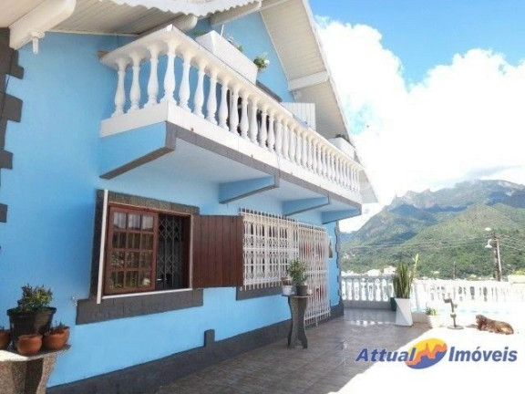 Imagem Casa com 4 Quartos à Venda, 233 m² em Fazendinha - Teresópolis
