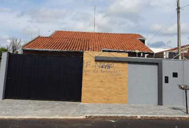 Imagem Casa com 3 Quartos à Venda, 250 m² em Jardim Veneza - Pirassununga