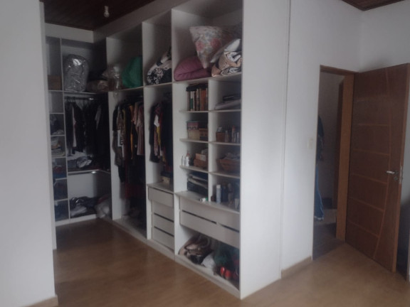 Imagem Imóvel com 3 Quartos à Venda, 2.000 m² em Santana - Cotia